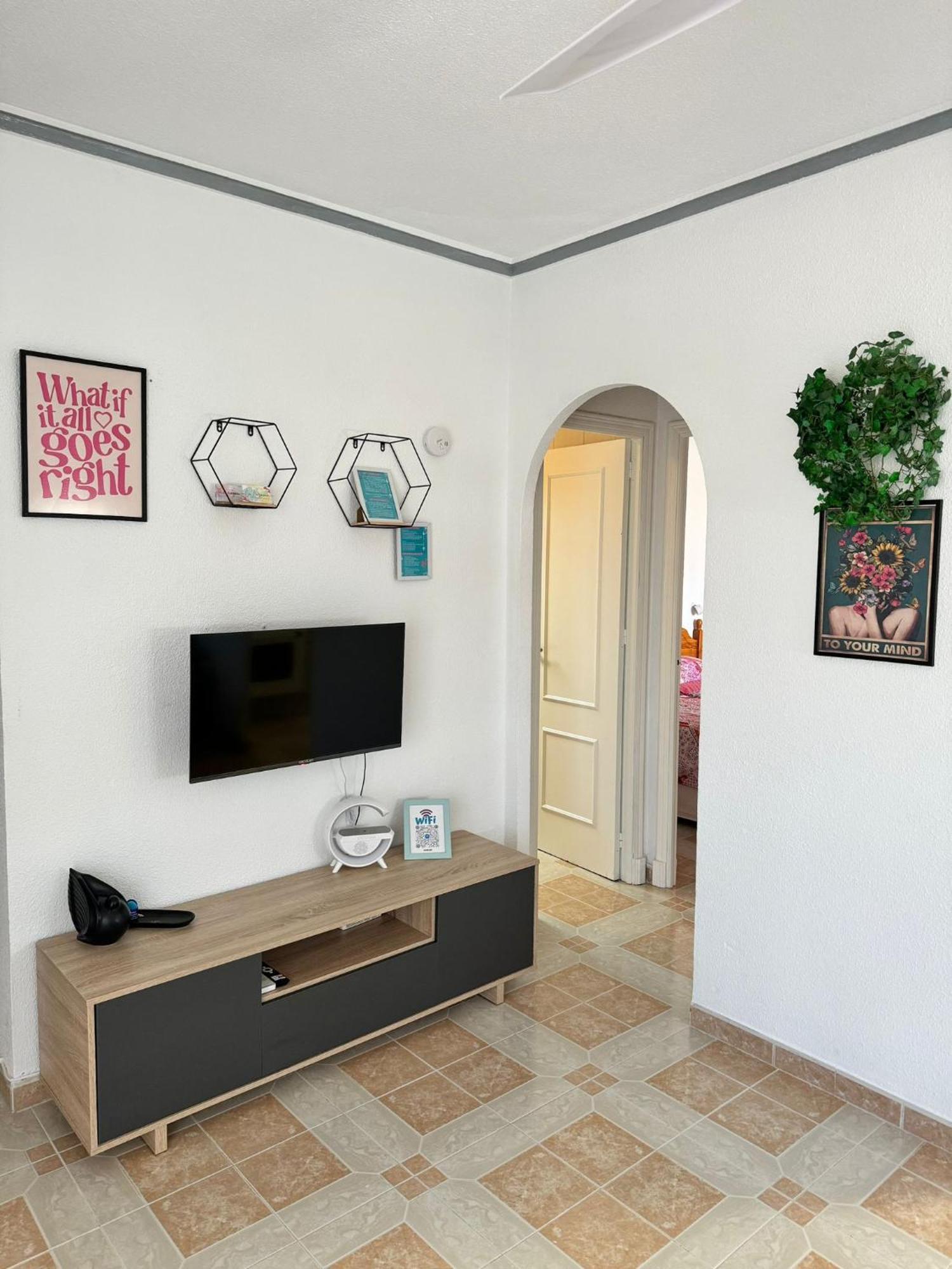 Carmina Apartment, Disfruta Del Sol Y Del Relax! Torrevieja Buitenkant foto